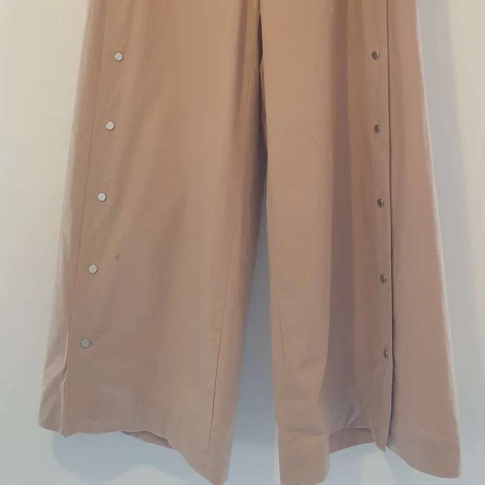 ZARA Culottes - Cotton Trousers in US Size Small or Aust 8-10 - Picture 5 of 8